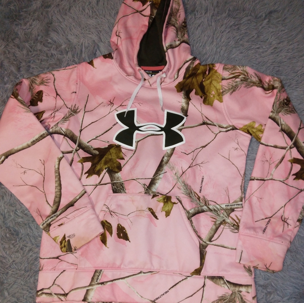 NWOT Under Armour pink camo hoodie, M